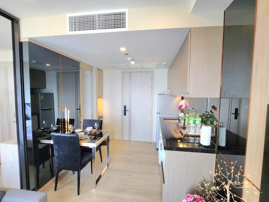 Luxury With Sea View. Appartement *
